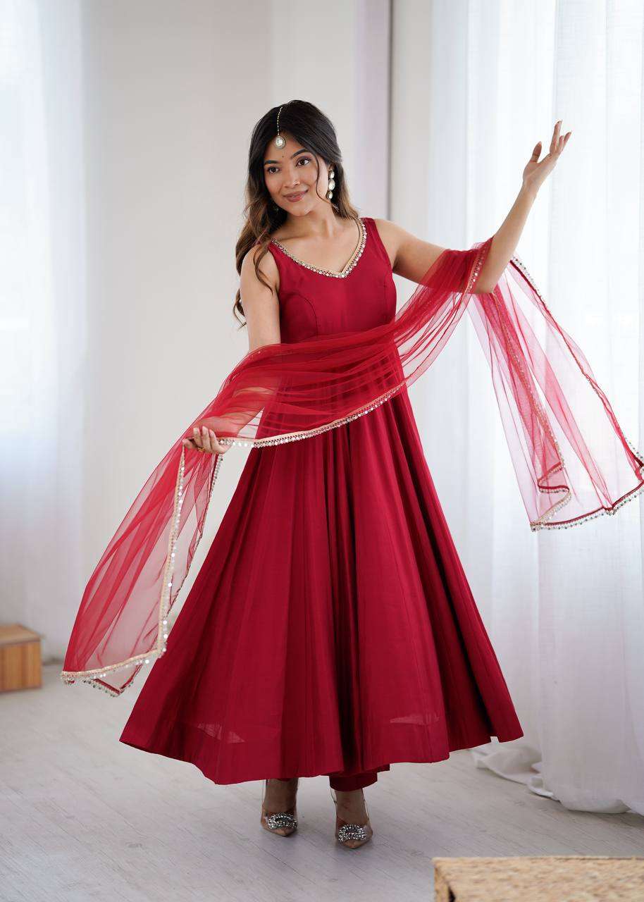 Womens Pure Romansilk Chanderi Anarkali Kurti with Pant & Dupatta Set - Image 2